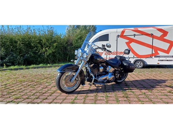 FLSTN103 SOFTAIL DELUXE 