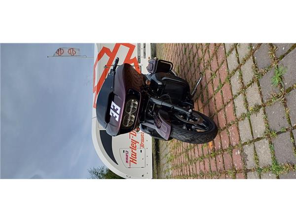 FLTRXS Road Glide Special 