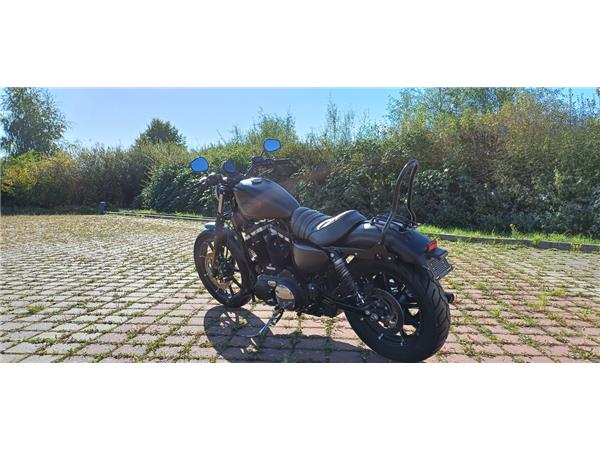 XL883N Iron 