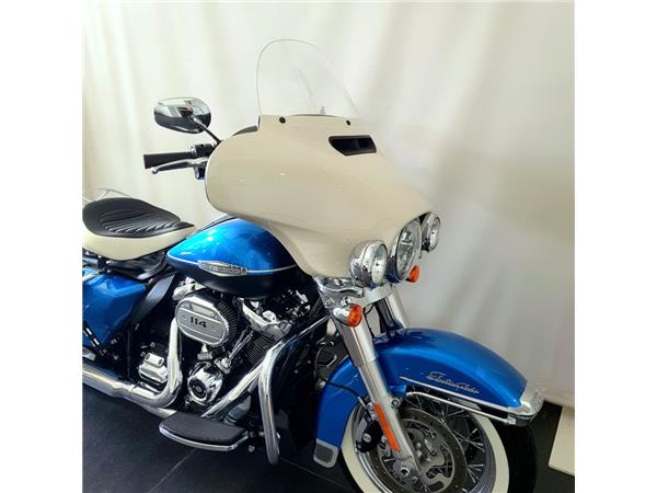 HARLEY-DAVIDSON ELECTRA GLIDE REVIVAL