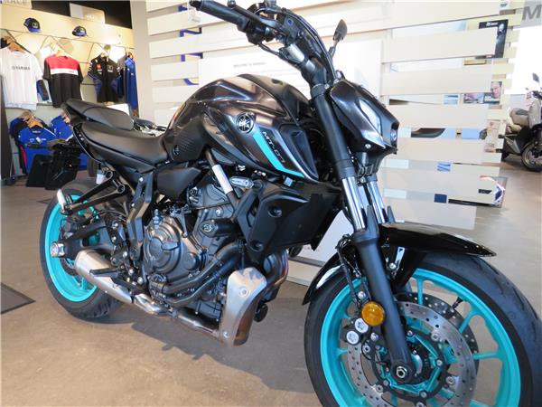 YAMAHA MT-07 