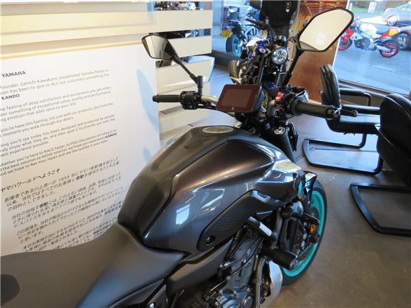 YAMAHA MT-07 