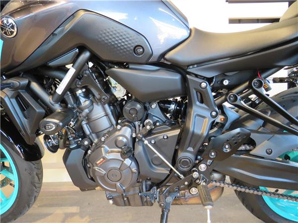 YAMAHA MT-07 