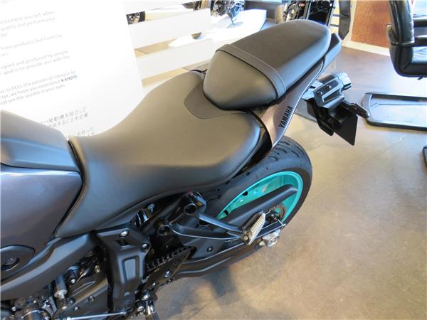 YAMAHA MT-07 