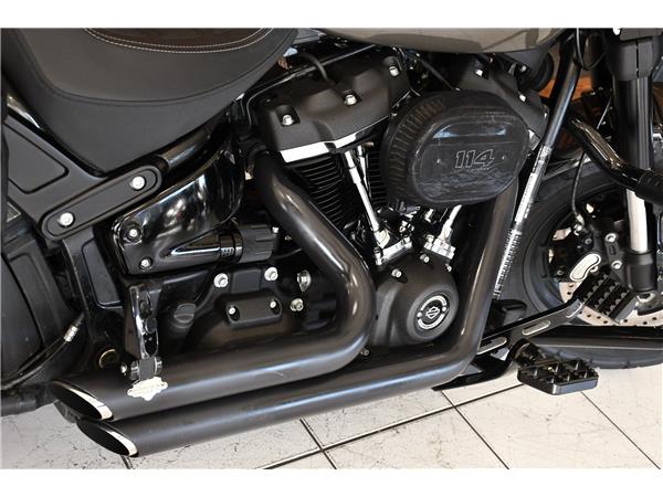 2017 HARLEY-DAVIDSON SOFTAIL FXFBS FAT BOB 114