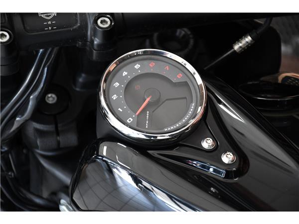 2017 HARLEY-DAVIDSON SOFTAIL FXFBS FAT BOB 114
