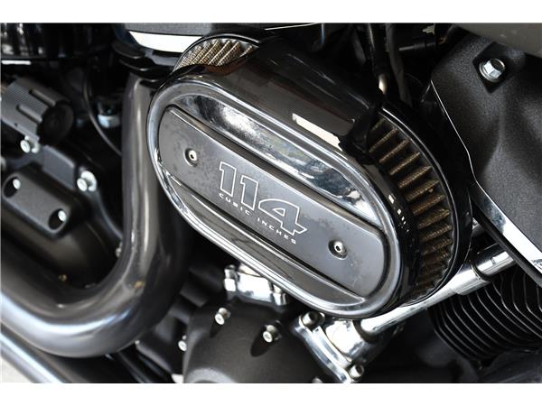 2017 HARLEY-DAVIDSON SOFTAIL FXFBS FAT BOB 114