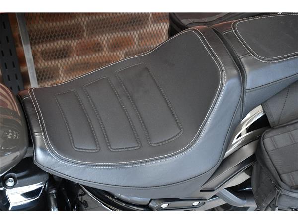 2017 HARLEY-DAVIDSON SOFTAIL FXFBS FAT BOB 114