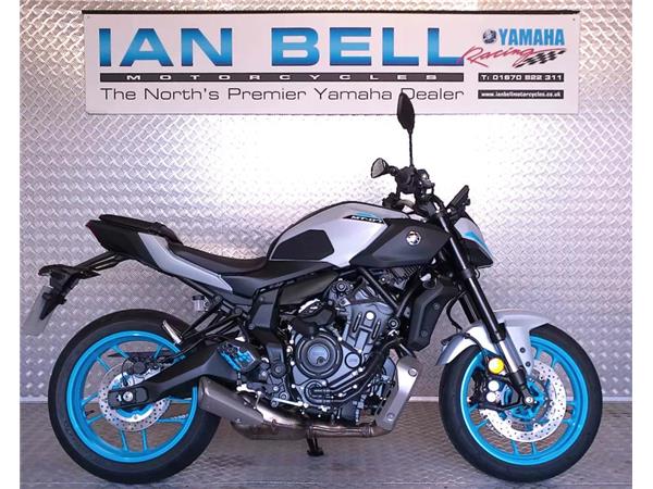 2025 YAMAHA MT-07 Y-AMT