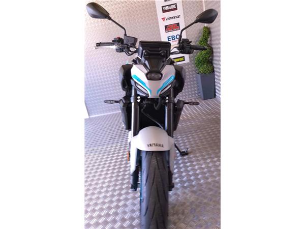 2025 YAMAHA MT-07 Y-AMT