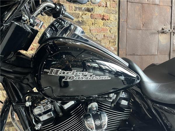 2017 Harley-Davidson Touring