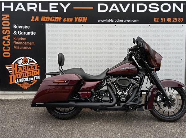 2017 HARLEY-DAVIDSON STREET GLIDE