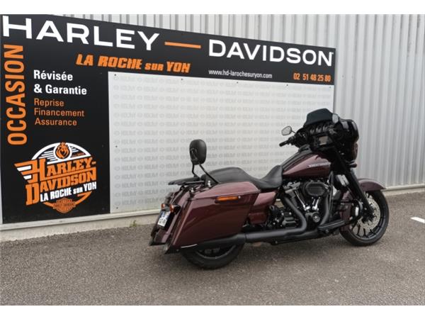 2017 HARLEY-DAVIDSON STREET GLIDE