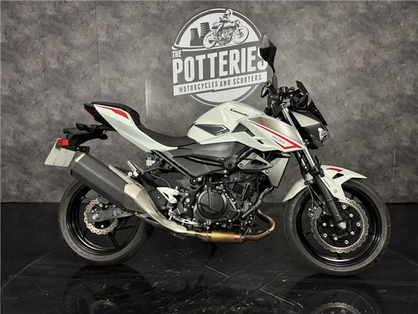 2023 Kawasaki Z400
