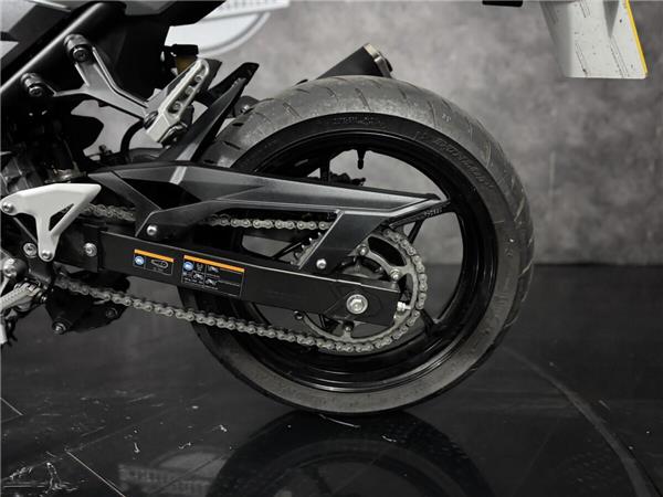2023 Kawasaki Z400