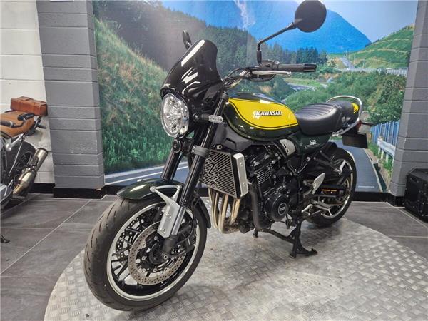 2024 Kawasaki Z900 RS