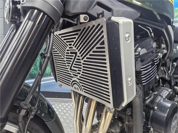 2024 Kawasaki Z900 RS