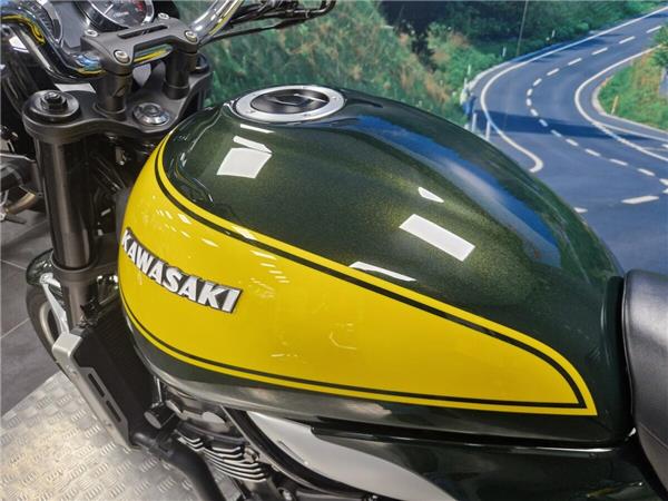 2024 Kawasaki Z900 RS