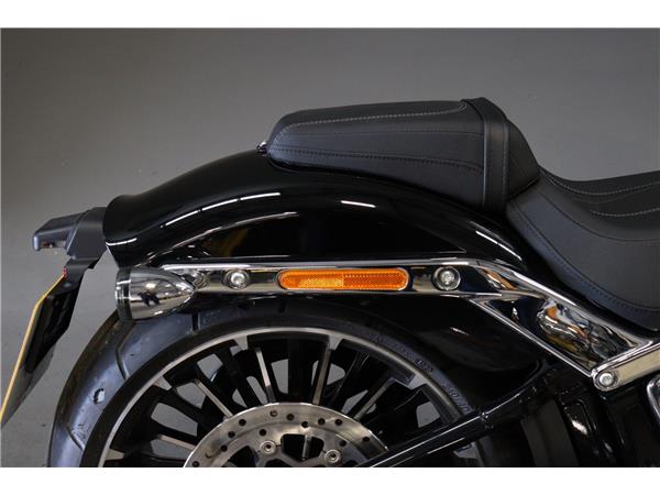 2024 HARLEY-DAVIDSON BREAKOUT 117 