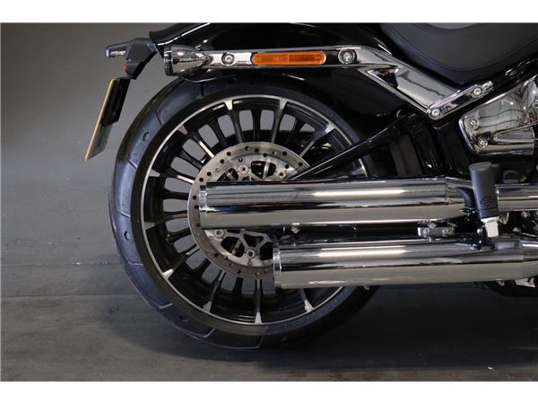 2024 HARLEY-DAVIDSON BREAKOUT 117 