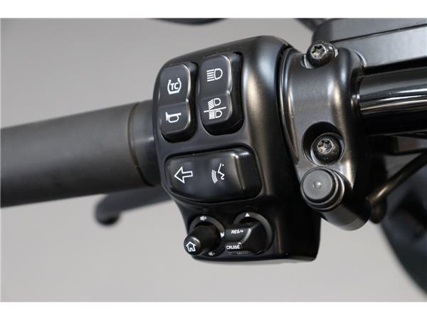 2021 HARLEY-DAVIDSON TOURING FLHTK ULTRA LIMITED