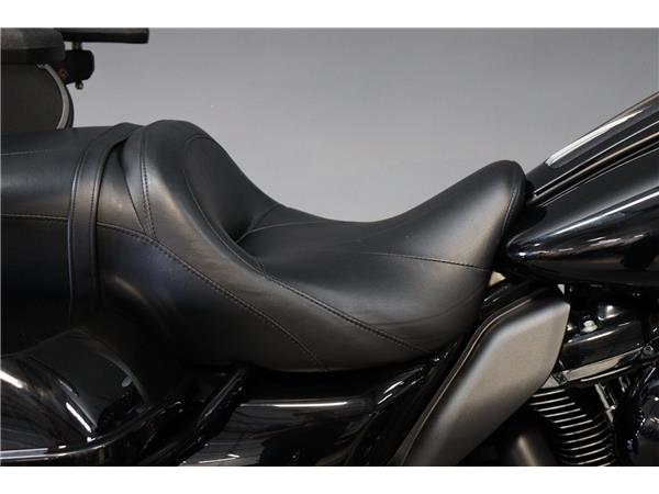 2022 HARLEY-DAVIDSON TOURING FLHTK ULTRA LIMITED