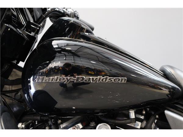 2022 HARLEY-DAVIDSON TOURING FLHTK ULTRA LIMITED