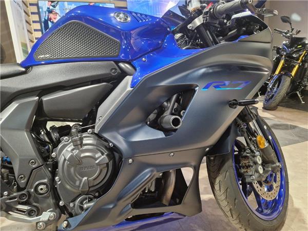 2023 YAMAHA YZF-R7