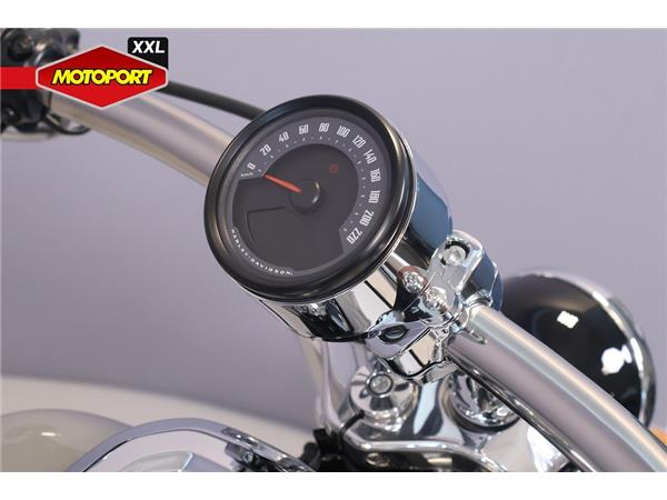 New Harley-Davidson BREAKOUT