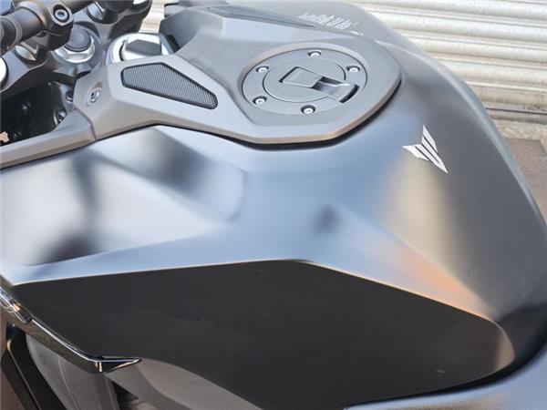 2025 Yamaha MT-09 Y-AMT (MTN890-S) Black