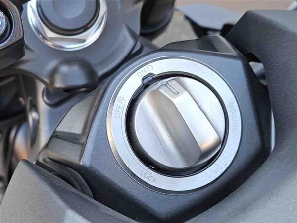 2025 Yamaha MT-09 Y-AMT (MTN890-S) Black