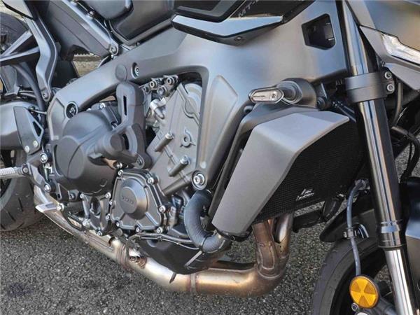 2025 Yamaha MT-09 Y-AMT (MTN890-S) Black