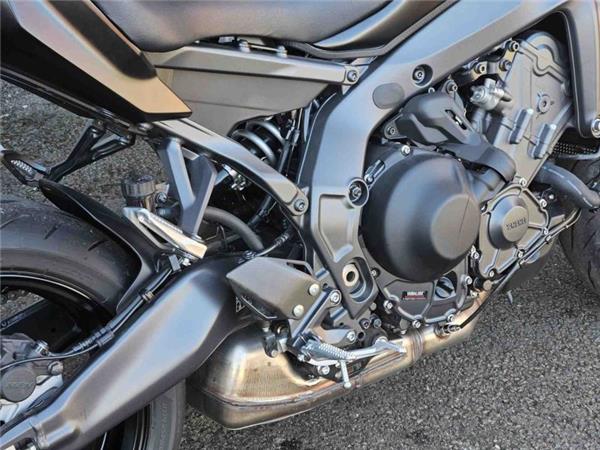 2025 Yamaha MT-09 Y-AMT (MTN890-S) Black