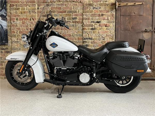 2025 Harley-Davidson Softail