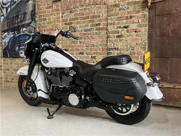 2025 Harley-Davidson Softail