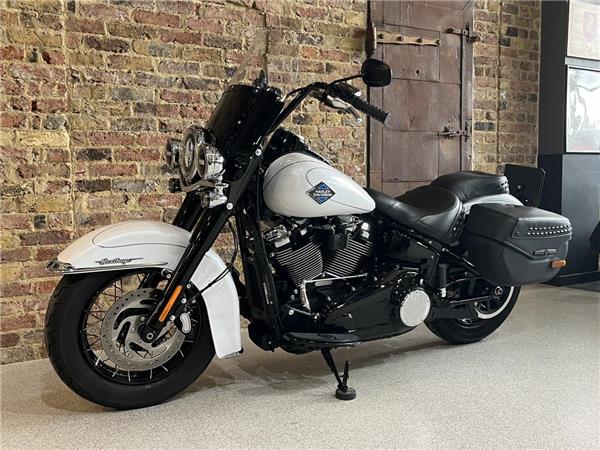 2025 Harley-Davidson Softail
