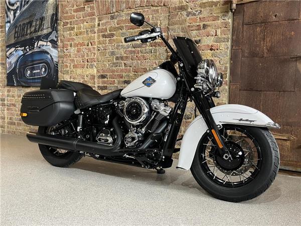 2025 Harley-Davidson Softail
