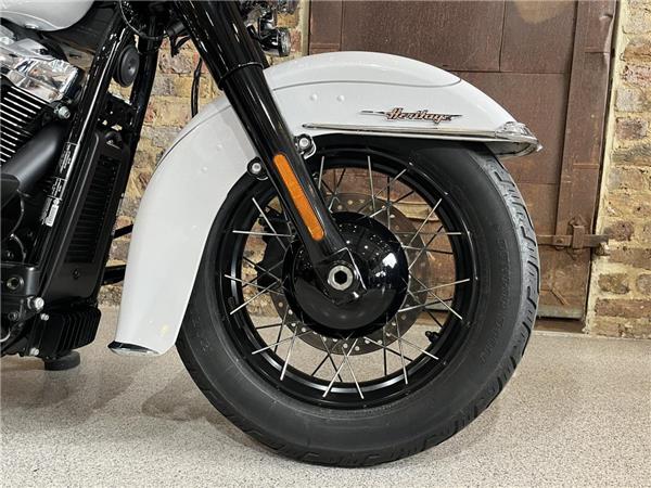 2025 Harley-Davidson Softail