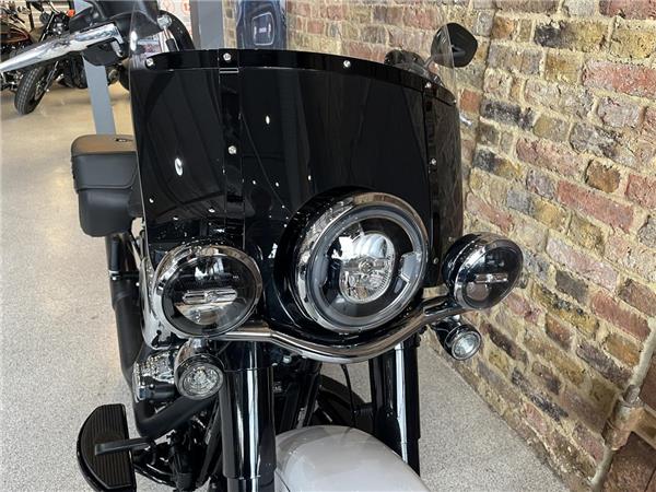 2025 Harley-Davidson Softail