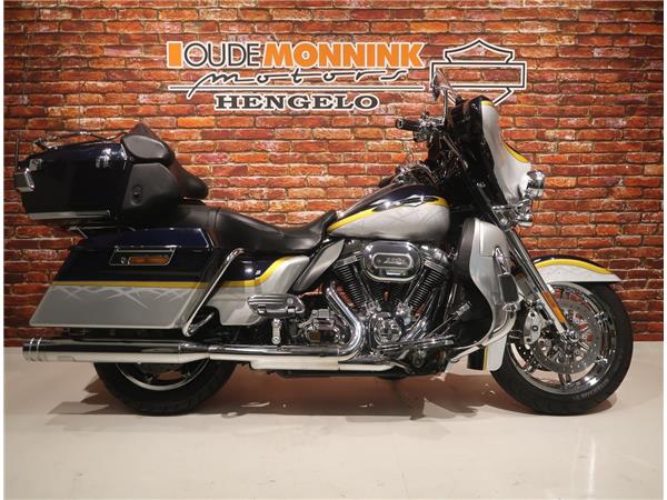 2012 Harley-Davidson FLHTCUSE CVO 1790