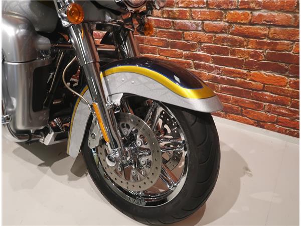 2012 Harley-Davidson FLHTCUSE CVO 1790