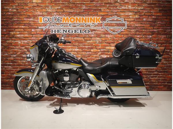 2012 Harley-Davidson FLHTCUSE CVO 1790