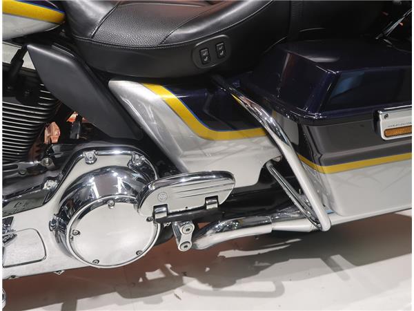 2012 Harley-Davidson FLHTCUSE CVO 1790