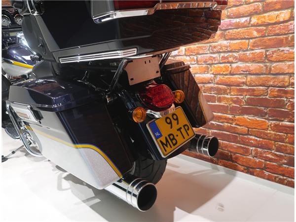 2012 Harley-Davidson FLHTCUSE CVO 1790