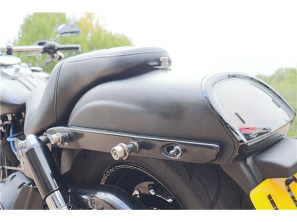 2017 HARLEY-DAVIDSON DYNA FXDF FAT BOB