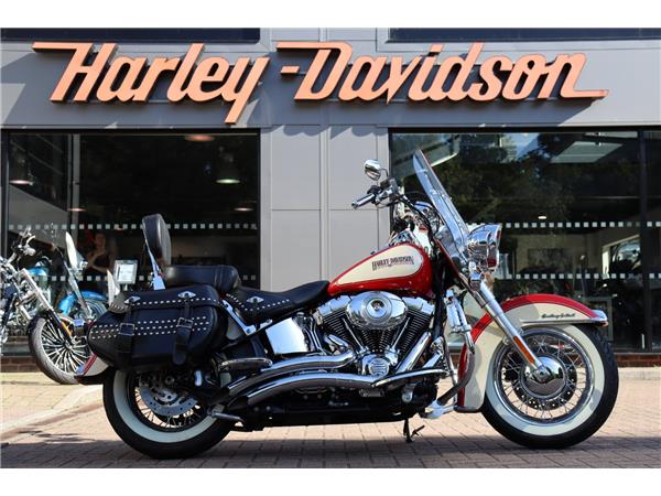 2011 HARLEY-DAVIDSON SOFTAIL FLSTC HERITAGE SOFTAIL CLASSIC