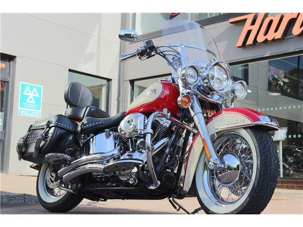 2011 HARLEY-DAVIDSON SOFTAIL FLSTC HERITAGE SOFTAIL CLASSIC