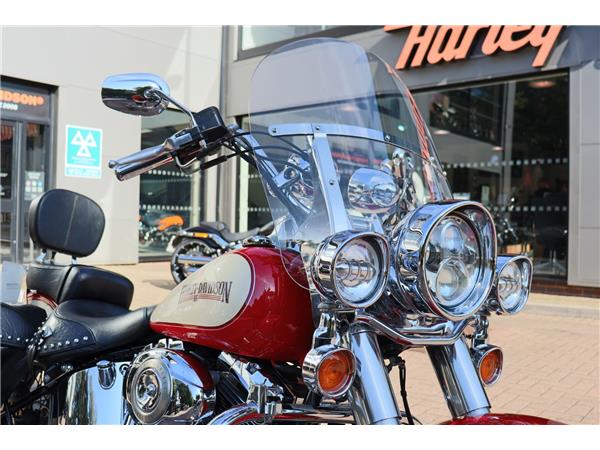 2011 HARLEY-DAVIDSON SOFTAIL FLSTC HERITAGE SOFTAIL CLASSIC