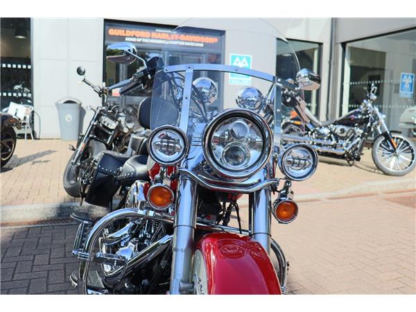 2011 HARLEY-DAVIDSON SOFTAIL FLSTC HERITAGE SOFTAIL CLASSIC
