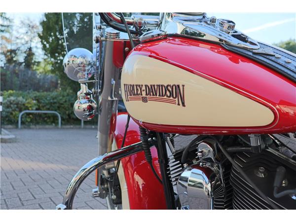 2011 HARLEY-DAVIDSON SOFTAIL FLSTC HERITAGE SOFTAIL CLASSIC